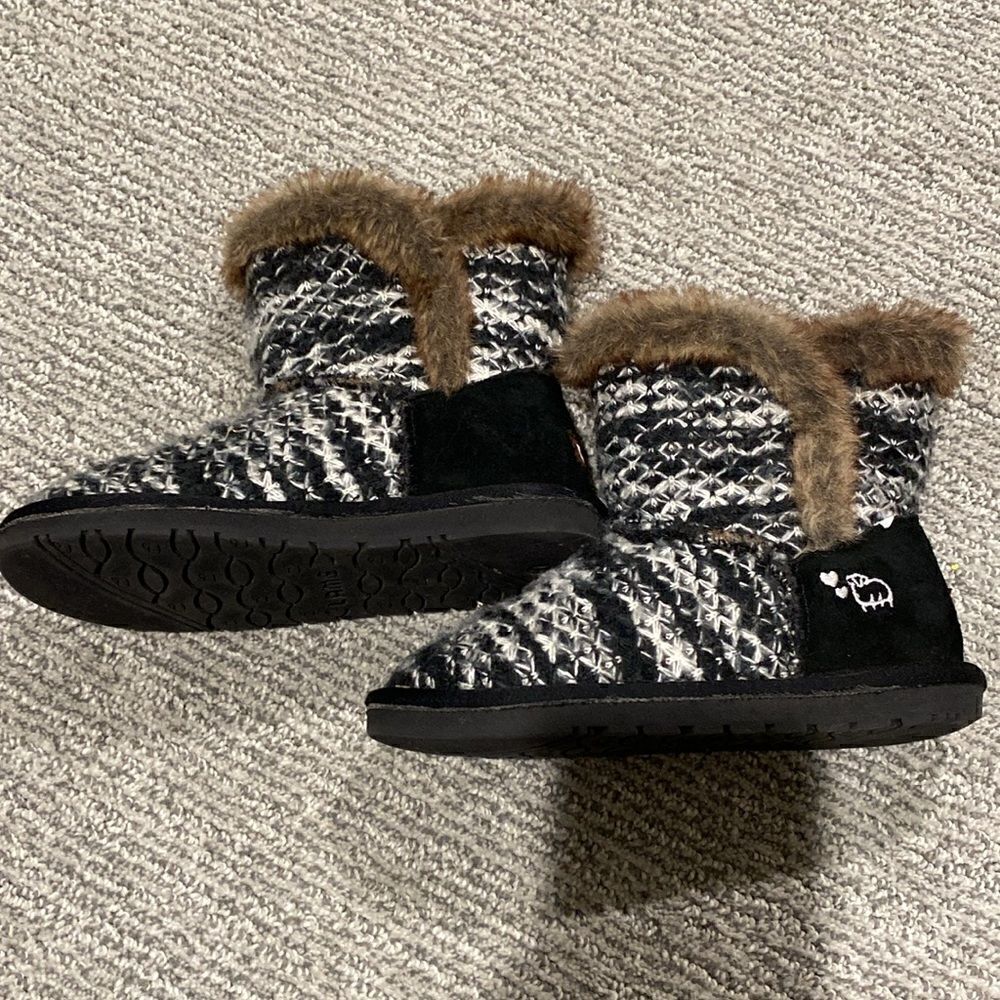 Lam boots - Picture 2 of 4